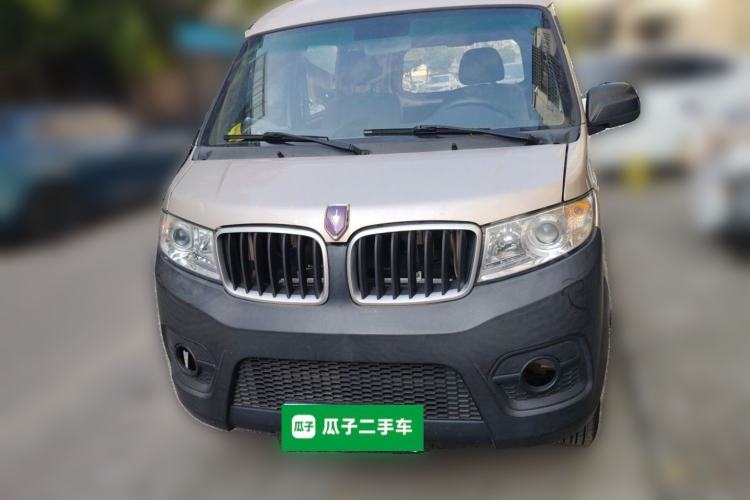 Used Jinbei Hiace X30 2022 1.5L Business-Class Central Air-Conditioned Coach China VI Standard SWC15M Front