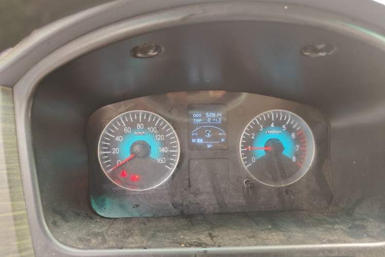 Used Jinbei Hiace X30  Odometer Close Up