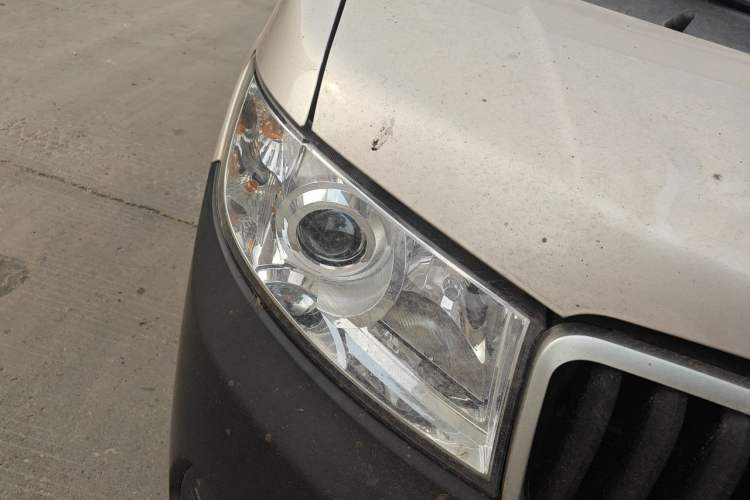 Used Jinbei Hiace X30  Right Front Headlight