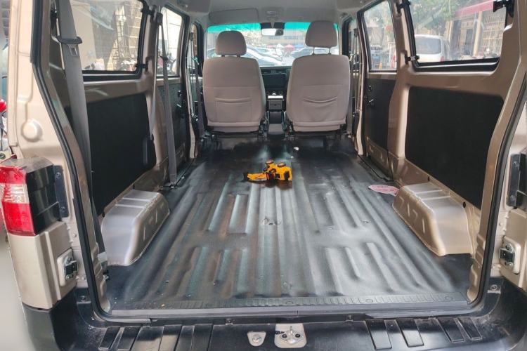 Used Jinbei Hiace X30 2022 1.5L Business-Class Central Air-Conditioned Coach China VI Standard SWC15M Trunk