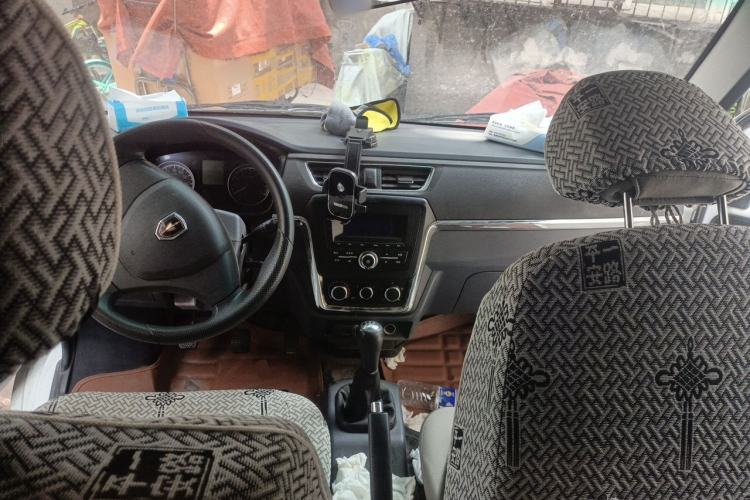Used Jinbei Hiace X30 2022 1.5L Cargo Version China VI SWC15M Center Console