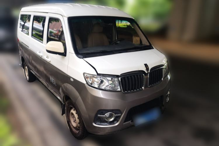Used Jinbei Hiace X30 2022 1.5L Business-Class Central Air-Conditioned Coach China VI Standard SWC15M Front Right 45 Deg