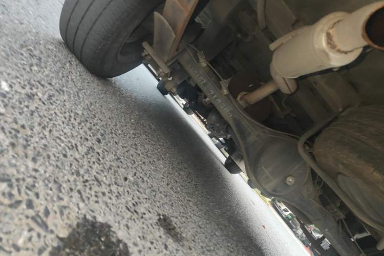 Used Jinbei Hiace X30  Chassis Front Left