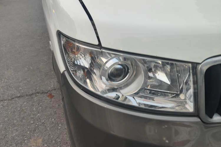 Used Jinbei Hiace X30  Right Front Headlight