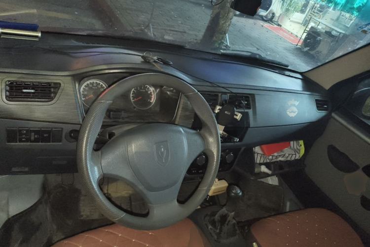 Used Jinbei Hiace X30 2022 1.5L Cargo Version China VI SWC15M Center Console