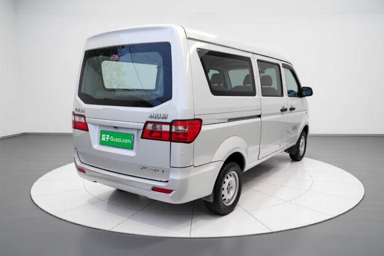 Used Jinbei Hiace X30 2022 1.5L Business-Class Central Air-Conditioned Coach China VI Standard SWC15M Exterior 5