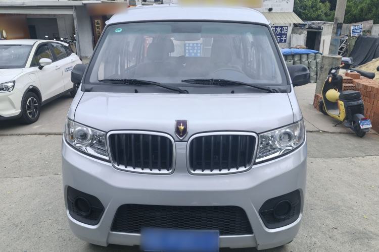 Used Jinbei Hiace X30 2022 1.5L Business-Class Central Air-Conditioned Coach China VI Standard SWC15M Exterior 6