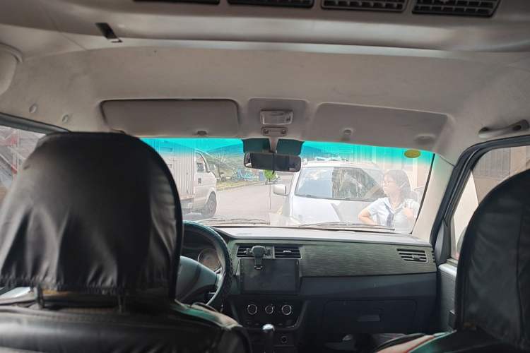 Used Jinbei Hiace X30 2022 1.5L Business-Class Central Air-Conditioned Coach China VI Standard SWC15M Headliner