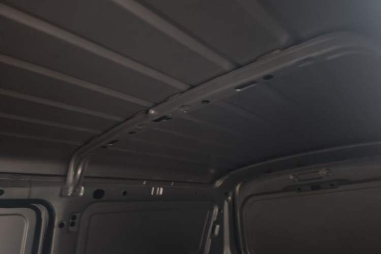 Used Jinbei Hiace X30 2022 1.5L Cargo Version China VI SWC15M Headliner