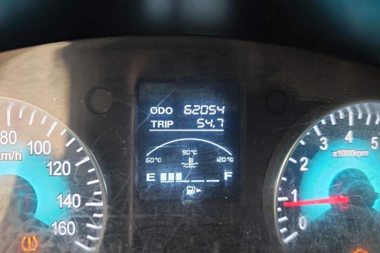 Used Jinbei Hiace X30 2022 1.5L Business-Class Central Air-Conditioned Coach China VI Standard SWC15M Odometer Close Up