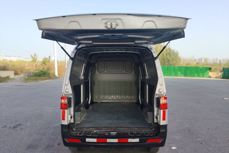 Used Jinbei Hiace X30 2022 1.5L Cargo Version China VI SWC15M Trunk