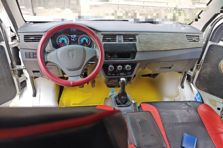 Used Jinbei Hiace X30  Center Console