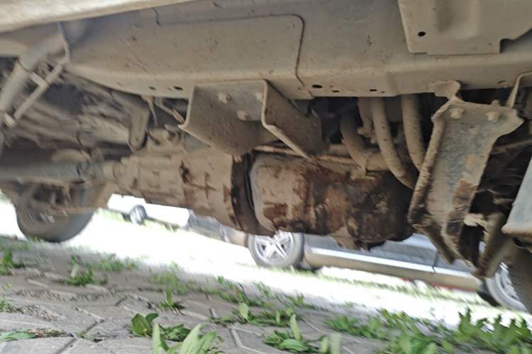 Used Jinbei Hiace X30  Chassis Front Right