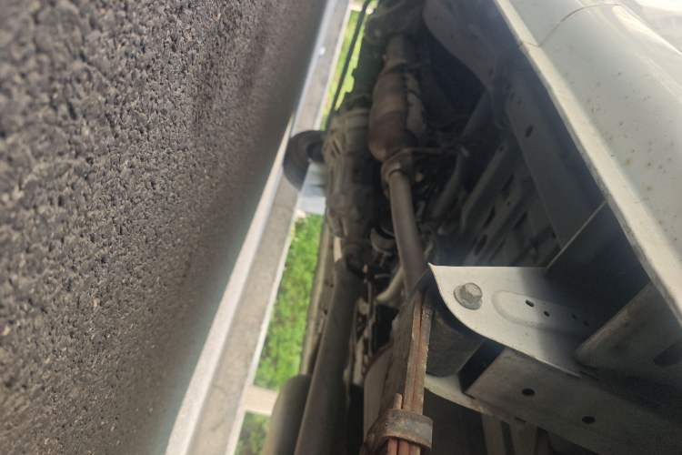 Used Jinbei Hiace X30 2022 1.5L Cargo Version China VI SWC15M Chassis Rear Left
