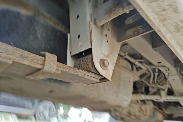 Used Jinbei Hiace X30  Chassis Rear Right