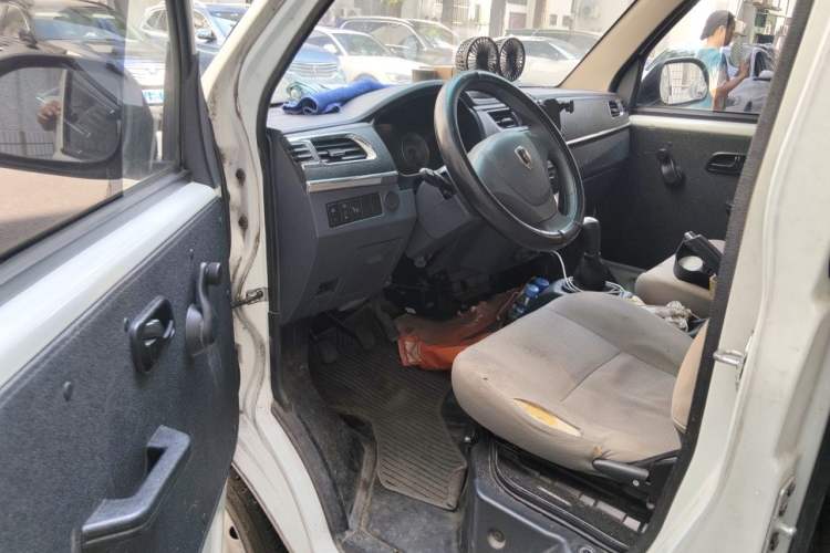 Used Jinbei Hiace X30 2022 1.5L Business-Class Central Air-Conditioned Coach China VI Standard SWC15M Driver Seat