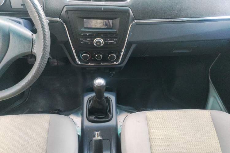 Used Jinbei Hiace X30 2022 1.5L Business-Class Central Air-Conditioned Coach China VI Standard SWC15M Gear Lever