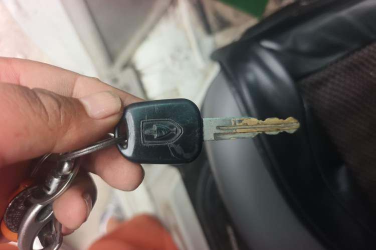 Used Jinbei Hiace X30 2022 1.5L Cargo Version China VI SWC15M Vehicle Key