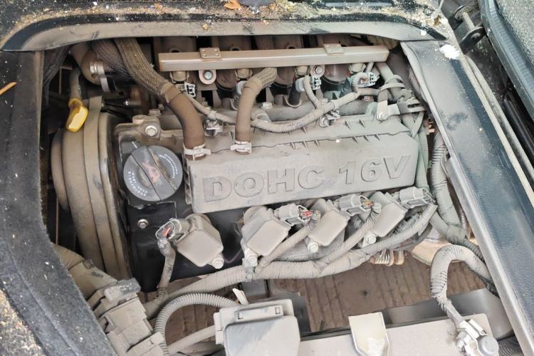 Used Jinbei Hiace X30 2023 1.5L Super-Comfortable Passenger Van 5/6/7-Seater Non-Air-Conditioned Version Model SWC15M Engine Bay
