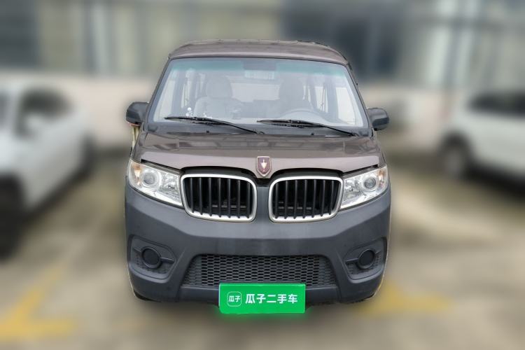 Used Jinbei Hiace X30 2023 1.5L Super-Comfortable Passenger Van 5/6/7-Seater Non-Air-Conditioned Version Model SWC15M Exterior 1