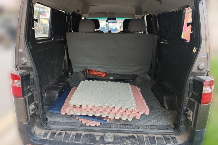 Used Jinbei Hiace X30 2023 1.5L Business-Style Van 2/5-Seater Air-Conditioned Version SWC15M Trunk