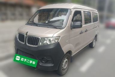Used Jinbei Hiace X30 2023 1.5L Super-Comfortable Passenger Van 5/6/7-Seater Non-Air-Conditioned Version Model SWC15M