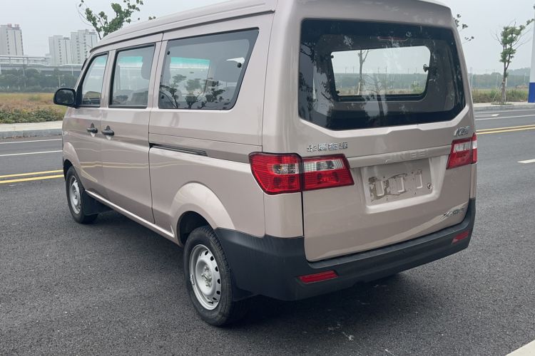 Used Jinbei Hiace X30 2023 1.5L Super-Comfortable Passenger Van 5/6/7-Seater Non-Air-Conditioned Version Model SWC15M Exterior 2