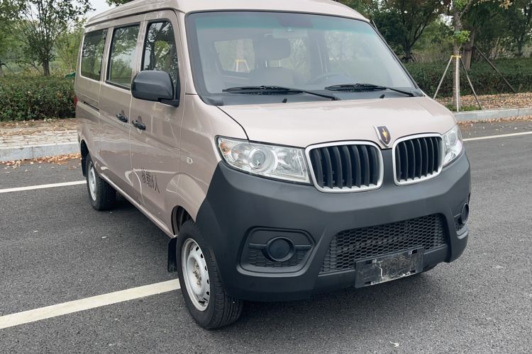 Used Jinbei Hiace X30 2023 1.5L Super-Comfortable Passenger Van 5/6/7-Seater Non-Air-Conditioned Version Model SWC15M Exterior 6