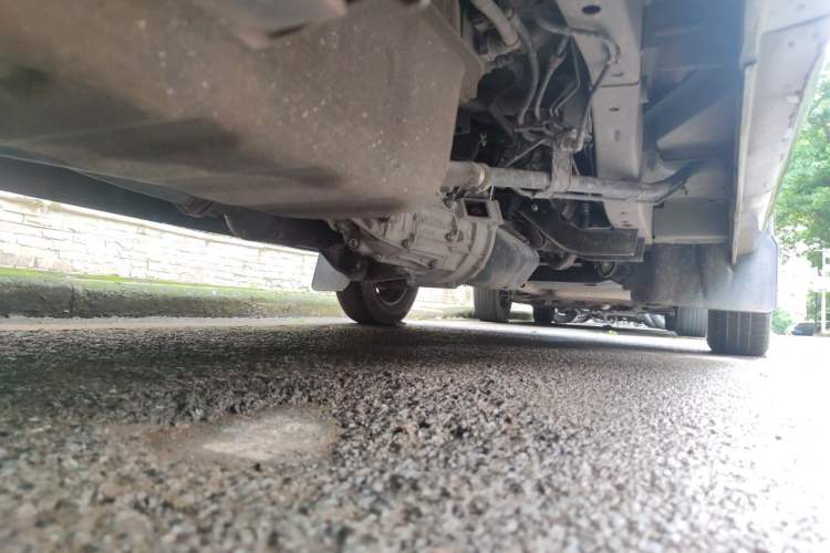 Used Jinbei Hiace X30  Chassis Rear Right