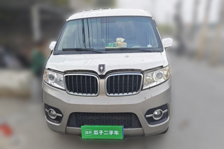 Used Jinbei Hiace X30 2023 1.5L Super-Enjoyment Van 2/5 Seats Non-Air-Conditioned Version SWC15M Front