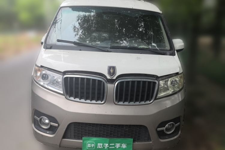 Used Jinbei Hiace X30 2023 1.5L Super-Enjoyment Van 2/5 Seats Non-Air-Conditioned Version SWC15M Front