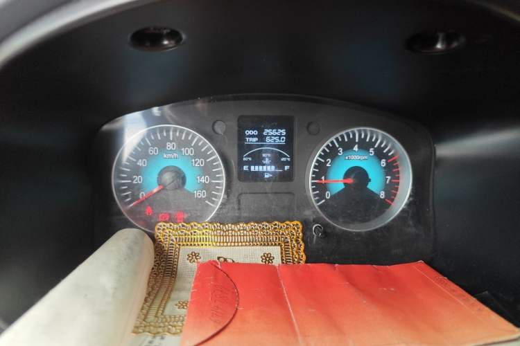 Used Jinbei Hiace X30 2023 1.5L Wealthy-Style Passenger Van 5/6/7-Seater Non-Air-Conditioned Version SWC15M Instrument Cluster
