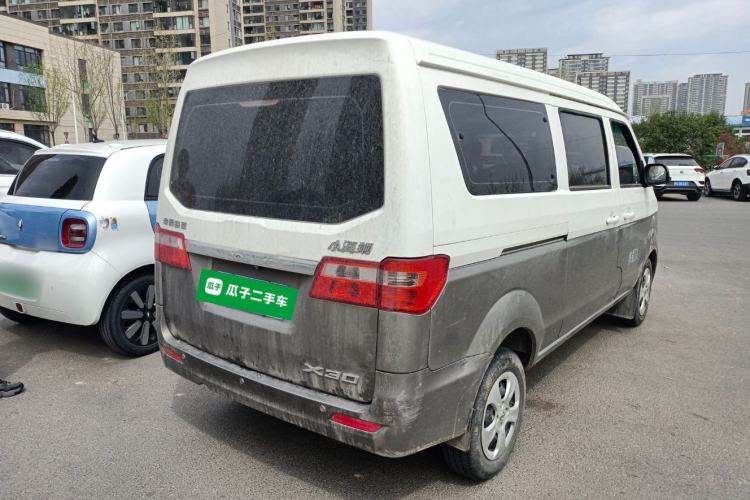 Used Jinbei Hiace X30 2023 1.5L Business-Style Passenger Van 5/6/7-Seater Non-Air-Conditioned Version SWC15M Rear Right 45 Deg