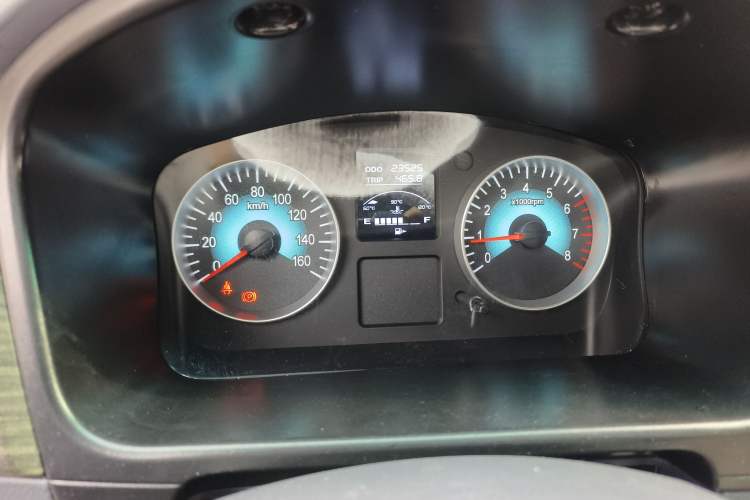 Used Jinbei Hiace X30 2023 1.5L Super-Comfortable Passenger Van 5/6/7-Seater Non-Air-Conditioned Version Model SWC15M Instrument Cluster