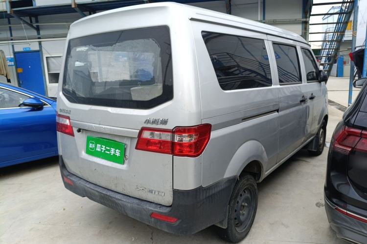 Used Jinbei Hiace X30 2023 1.5L Super-Comfortable Passenger Van 5/6/7-Seater Non-Air-Conditioned Version Model SWC15M Rear Right 45 Deg