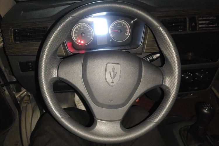 Used Jinbei Hiace X30 2023 1.5L Super-Enjoyment Van 2/5 Seats Non-Air-Conditioned Version SWC15M Steering Wheel
