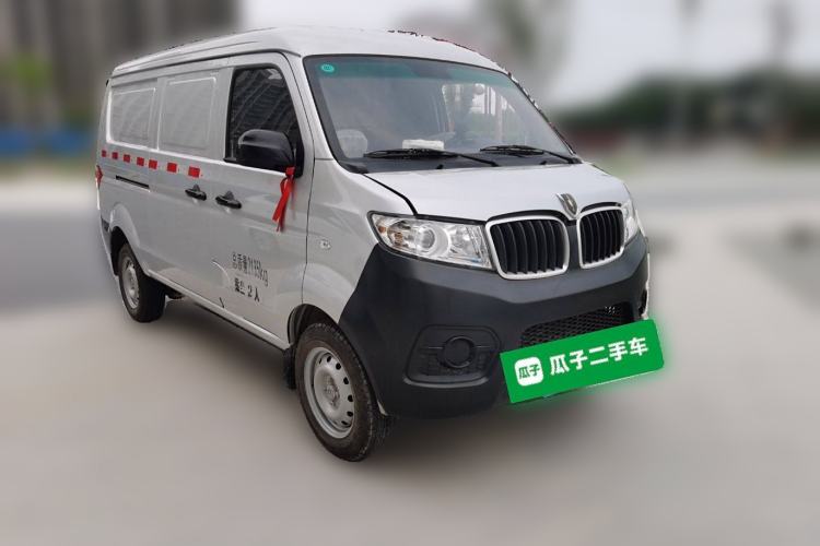 Used Jinbei Hiace X30 2023 1.5L Super-Enjoyment Van 2/5 Seats Non-Air-Conditioned Version SWC15M Front Right 45 Deg