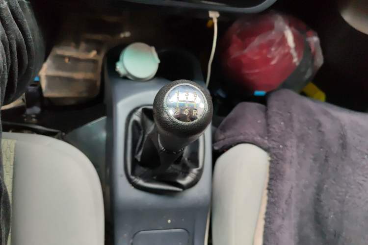 Used Jinbei Hiace X30 2023 1.5L Super-Enjoyment Van 2/5 Seats Non-Air-Conditioned Version SWC15M Gear Lever