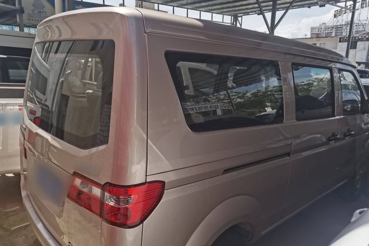 Used Jinbei Hiace X30 2023 1.5L Super-Comfortable Passenger Van 5/6/7-Seater Non-Air-Conditioned Version Model SWC15M Exterior 3