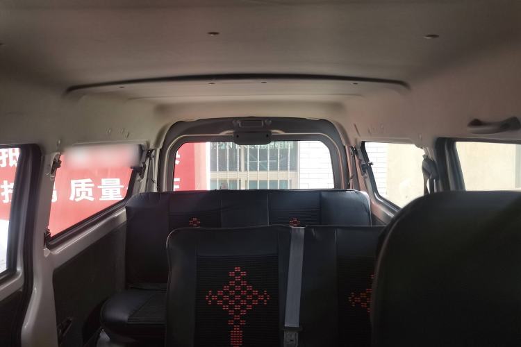 Used Jinbei Hiace X30 2023 1.5L Super-Comfortable Passenger Van 5/6/7-Seater Non-Air-Conditioned Version Model SWC15M Interior 7