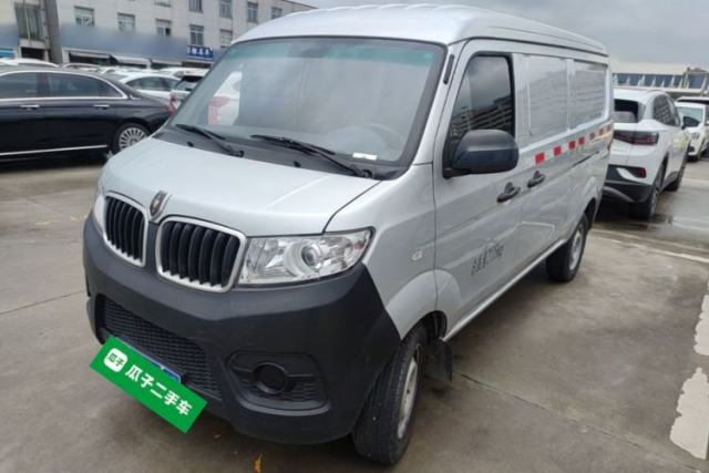 Used Jinbei Hiace X30 2023 1.5L Super-Enjoyment Van 2/5 Seats Non-Air-Conditioned Version SWC15M