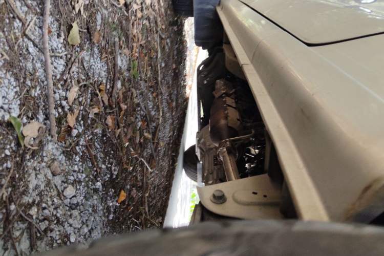 Used Jinbei Hiace X30  Chassis Rear Left