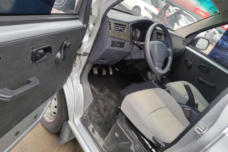Used Jinbei Hiace X30 2023 1.5L Super-Enjoyment Van 2/5 Seats Non-Air-Conditioned Version SWC15M Driver Seat