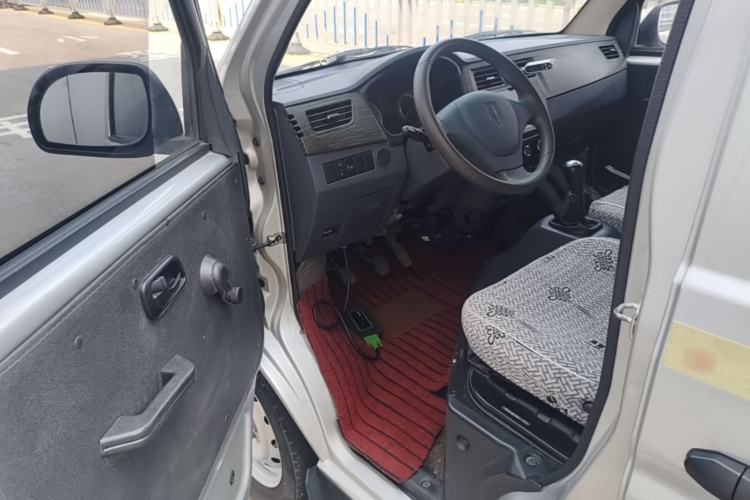 Used Jinbei Hiace X30 2023 1.5L Super-Enjoyment Van 2/5 Seats Non-Air-Conditioned Version SWC15M Driver Seat