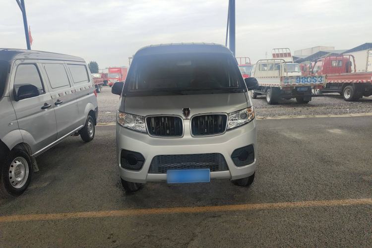 Used Jinbei Hiace X30 2023 1.5L Super-Enjoyment Van 2/5 Seats Non-Air-Conditioned Version SWC15M Exterior 1