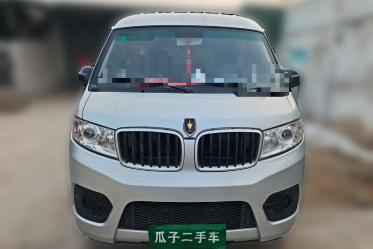 Used Jinbei Hiace X30 2023 1.5L Super-Comfortable Passenger Van 5/6/7-Seater Non-Air-Conditioned Version Model SWC15M Exterior 1