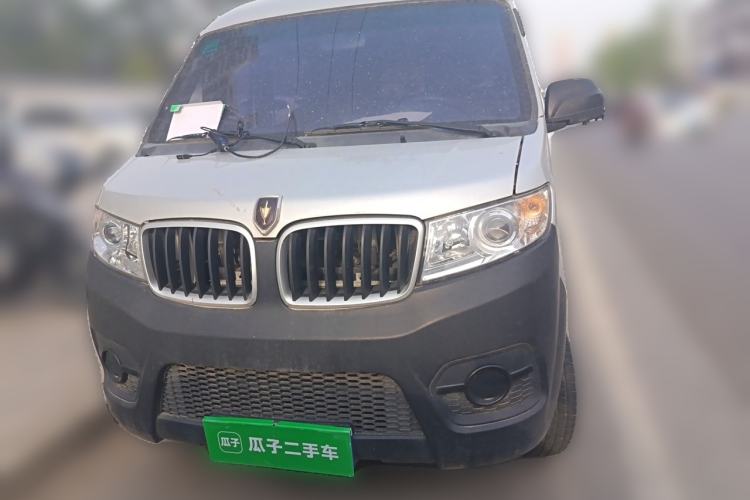 Used Jinbei Hiace X30 2023 1.5L Super-Comfortable Passenger Van 5/6/7-Seater Non-Air-Conditioned Version Model SWC15M Exterior 1