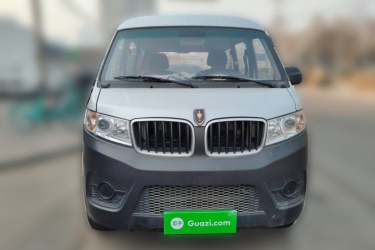 Used Jinbei Hiace X30 2023 1.5L Super-Comfortable Passenger Van 5/6/7-Seater Non-Air-Conditioned Version Model SWC15M Exterior 1