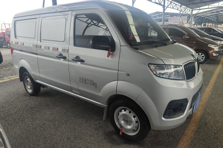 Used Jinbei Hiace X30 2023 1.5L Super-Enjoyment Van 2/5 Seats Non-Air-Conditioned Version SWC15M Exterior 2
