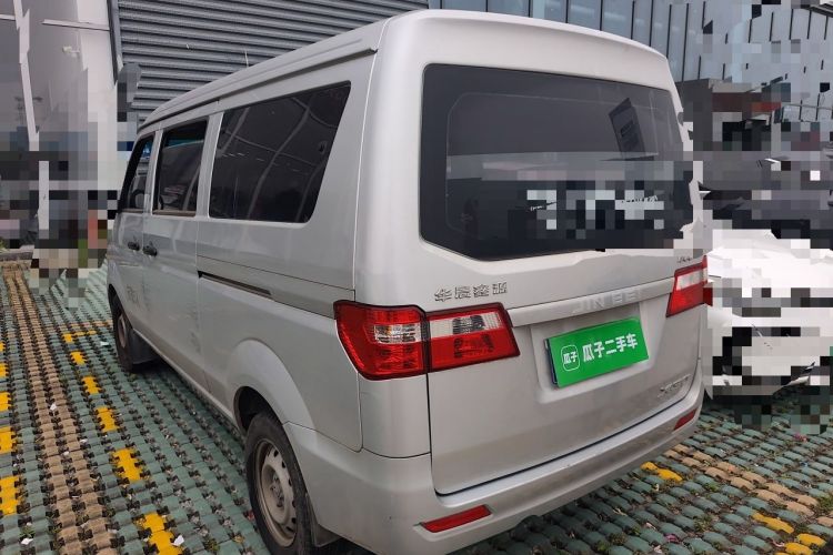 Used Jinbei Hiace X30 2023 1.5L Super-Comfortable Passenger Van 5/6/7-Seater Non-Air-Conditioned Version Model SWC15M Exterior 2
